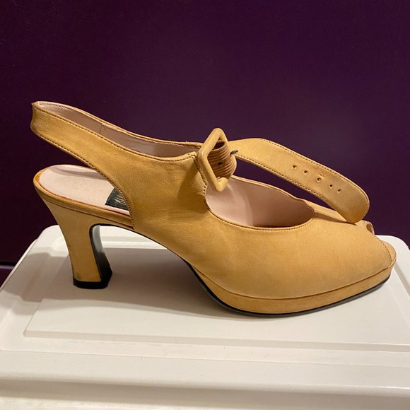 Vintage 90s Y2K American Eagle Studio Mabel Peep Toe Ankle Strap Heels size 8.5 - Picture 5 of 5